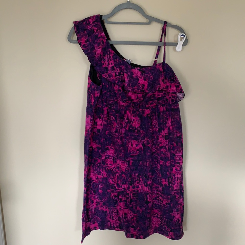 Ruffle one shoulder dress